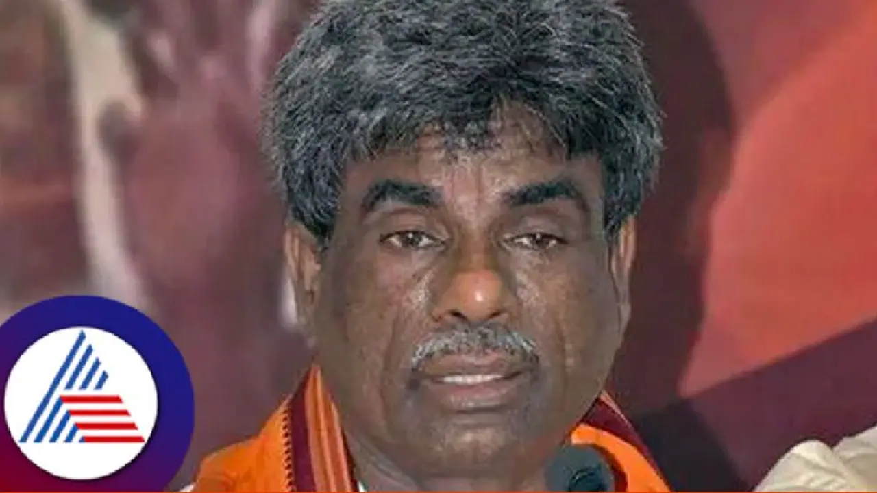 ಶ್ರೀಕಾಂತ್ ಪೂಜಾರಿ ಜೊತೆ ಪ್ರತಿಯೊಬ್ಬ ರಾಮಭಕ್ತನೂ ಇದ್ದಾನೆ; ಬಿಡುಗಡೆ ಮಾಡೋವರೆಗೆ ಹೋರಾಟ: ಕೋಟ ಶ್ರೀನಿವಾಸ ಪೂಜಾರಿ ಶ್ರೀಕಾಂತ್ ಪೂಜಾರಿ ಜೊತೆ ಪ್ರತಿಯೊಬ್ಬ ರಾಮಭಕ್ತನೂ ಇದ್ದಾನೆ; ಬಿಡುಗಡೆ ಮಾಡೋವರೆಗೆ ಹೋರಾಟ: ಕೋಟ ಶ್ರೀನಿವಾಸ ಪೂಜಾರಿ