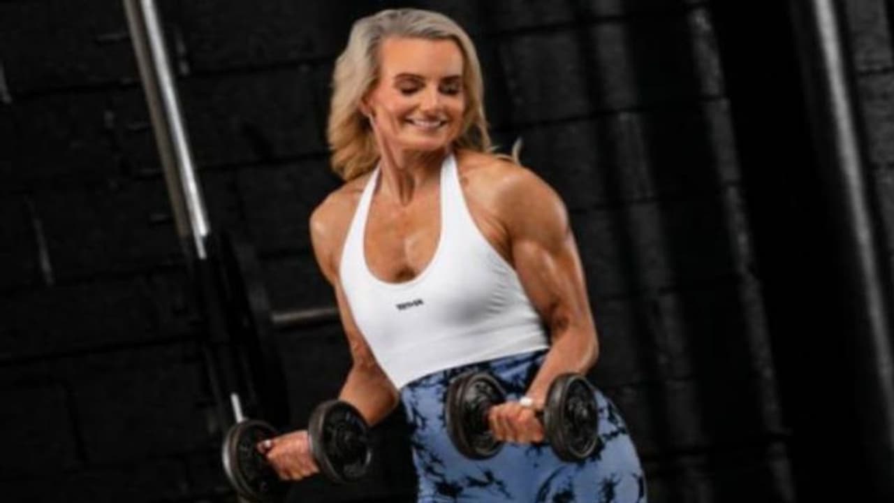 'ഈ പ്രായത്തിലും എന്നാ ഒരിതാ'യെന്ന് ആരും പറഞ്ഞുപോകും, വയസ് ഊഹിക്കാമോ? 'ഈ പ്രായത്തിലും എന്നാ ഒരിതാ'യെന്ന് ആരും പറഞ്ഞുപോകും, വയസ് ഊഹിക്കാമോ?