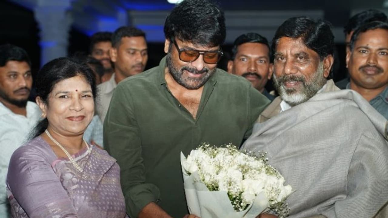 డిప్యూటీ సీఎం భట్టి విక్రమార్కను కలిసిన చిరంజీవి దంపతులు.. ప్రత్యేకమైన శాలువాతో సత్కారం