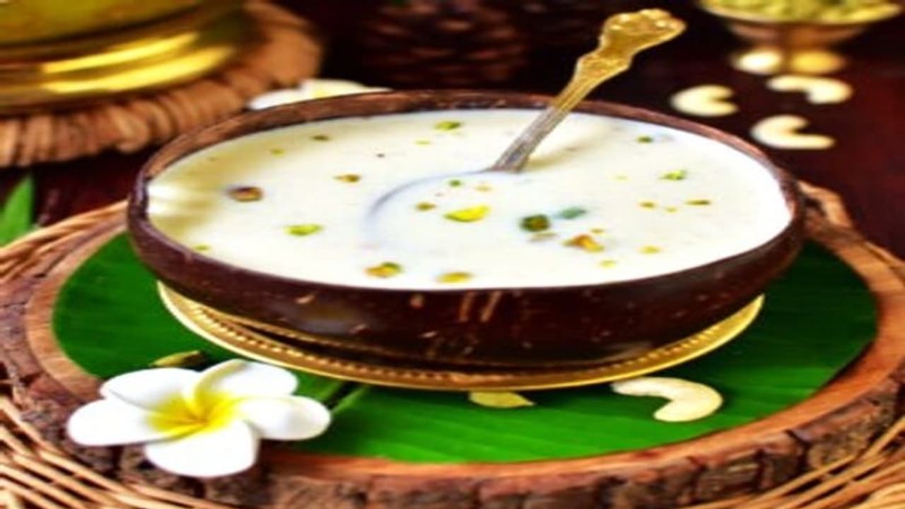 அடுப்பை ஆன் பண்ணாமல் 5 நிமிடத்தில் செய்ய கூடிய சுவையான பாயாசம்.. நீங்களும் ட்ரை பண்ணுங்க!