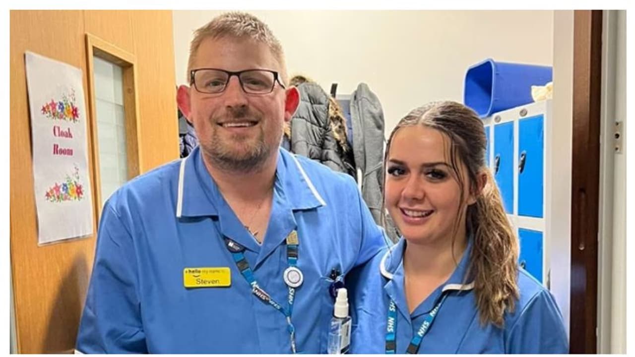 ഒരേ ആശുപത്രിയിൽ നഴ്സുമാരായി അച്ഛനും മകളും, കോഴ്സ് പൂർത്തിയാക്കിയതും ഒരേ വർഷം, പൊന്നാണ് സ്റ്റീവറും ജൂവലും 