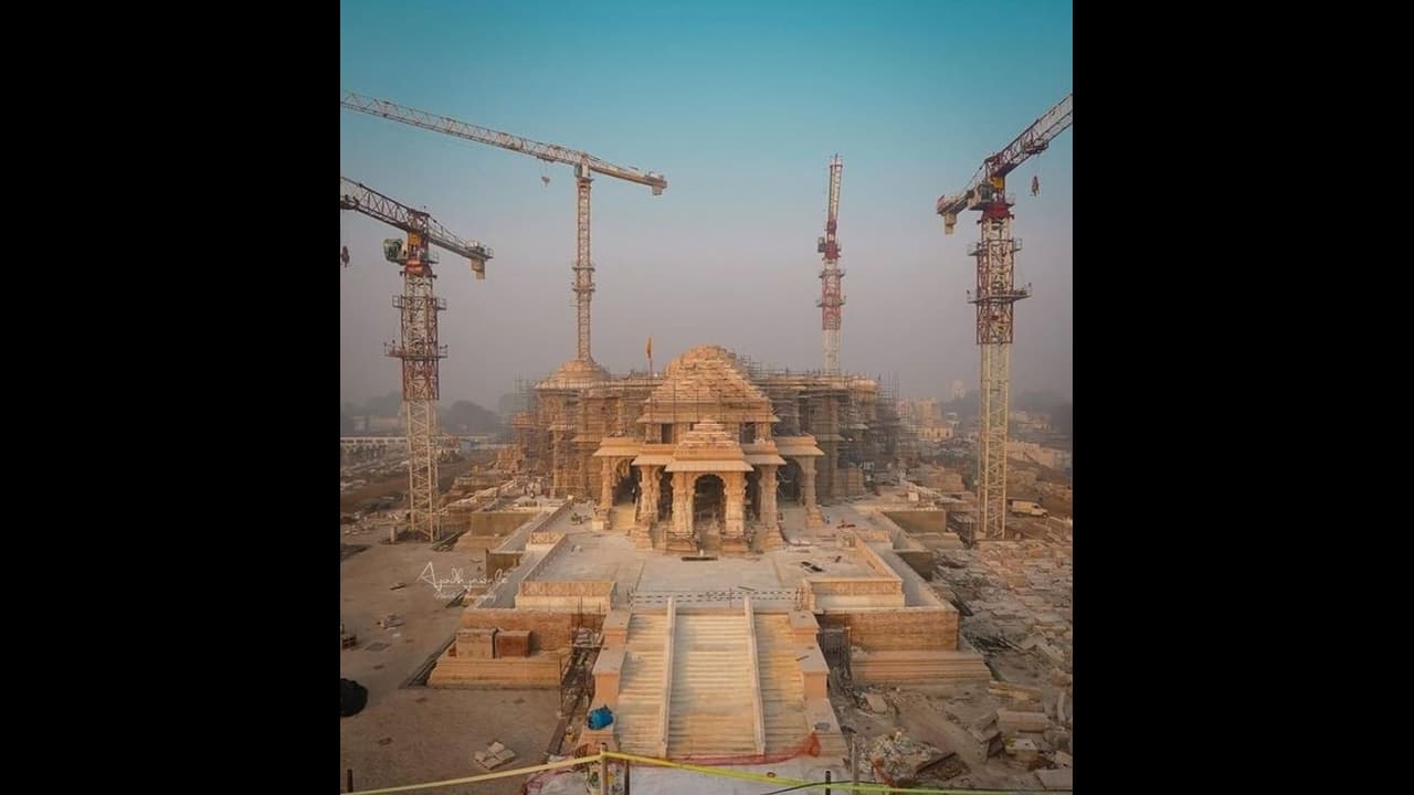 அயோத்தி: ராமர் கோவில் விழா ஏற்பாடுகள் மும்முரம்.. ராமர் சிலை குறித்து அறக்கட்டளை சொன்ன முக்கிய தகவல்! அயோத்தி: ராமர் கோவில் விழா ஏற்பாடுகள் மும்முரம்.. ராமர் சிலை குறித்து அறக்கட்டளை சொன்ன முக்கிய தகவல்!