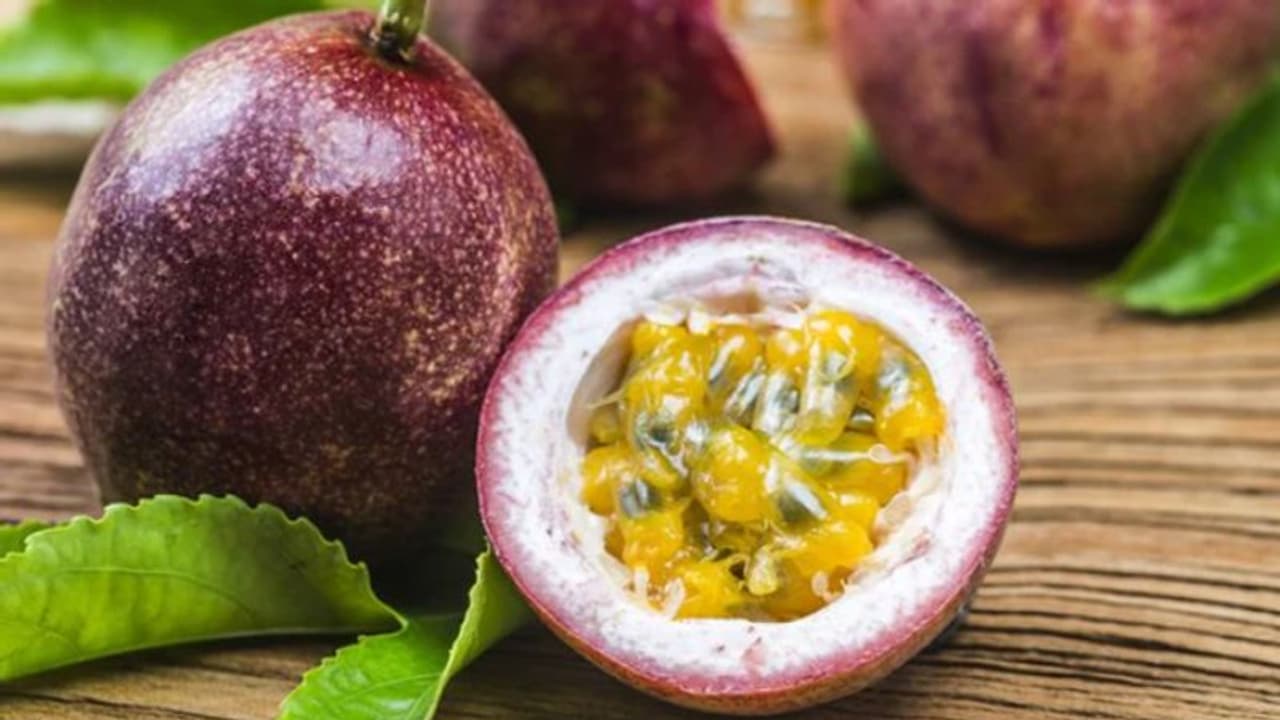 പാഷൻഫ്രൂട്ട് കഴിക്കാന്‍ ഇഷ്ടമാണോ? നിങ്ങളറിയേണ്ടത്...