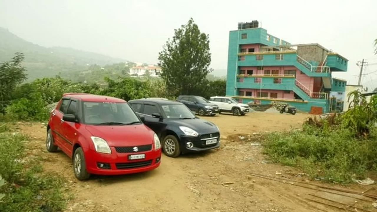 ಚಾಮರಾಜನಗರ: ಕಾಂಕ್ರೀಟಿಕರಣವಾಗ್ತಿದ್ಯಾ ಮಾದಪ್ಪನ ನೆಲೆ, ಅಕ್ರಮವಾಗಿ ತಲೆ ಎತ್ತುತ್ತಿವೆ ಲಾಡ್ಜ್‌ಗಳು..!