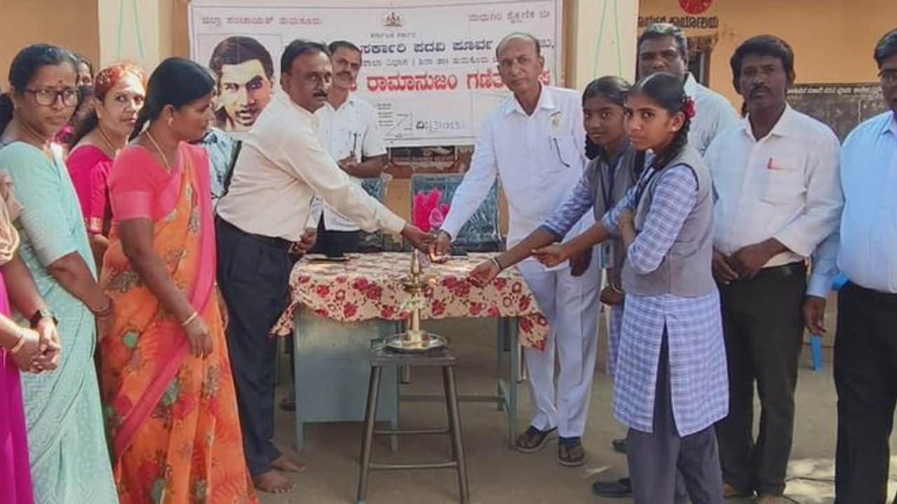  ಮಕ್ಕಳಲ್ಲಿ ಮಾನವೀಯತೆ ಬೆಳೆಸುವುದು ಶಿಕ್ಷಕರ ಜವಾಬ್ದಾರಿ