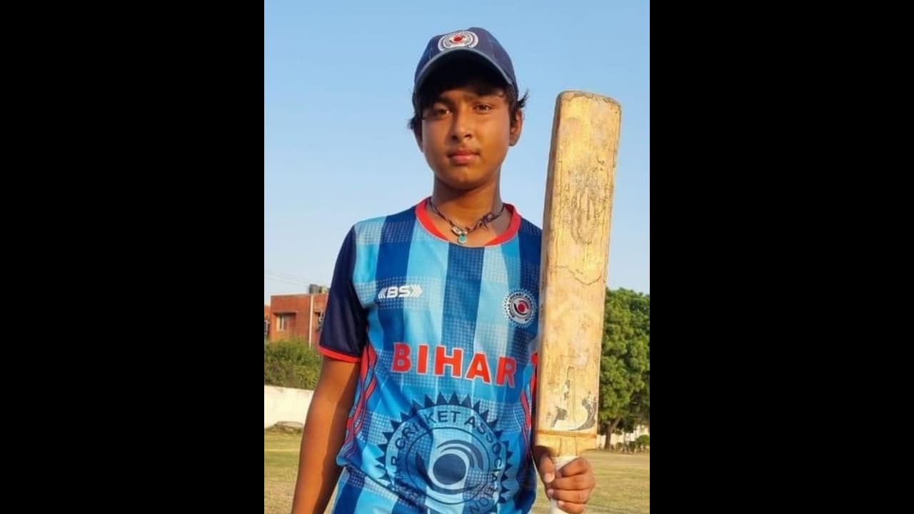  രഞ്ജി ട്രോഫിയില്‍ ഇതിഹാസങ്ങളെ മറികടന്ന് 12കാരന്‍, പിന്നിലാക്കിയത് സാക്ഷാല്‍ സച്ചിനെയും യുവരാജിനെയും