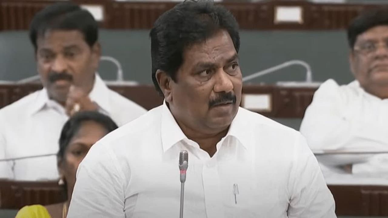 ஏக்கருக்கு 2 லட்சம்... லஞ்சம் வாங்கிக் குவிப்பதாக அமைச்சர் மூர்த்தி, உதவியாளர் மீது புகார்