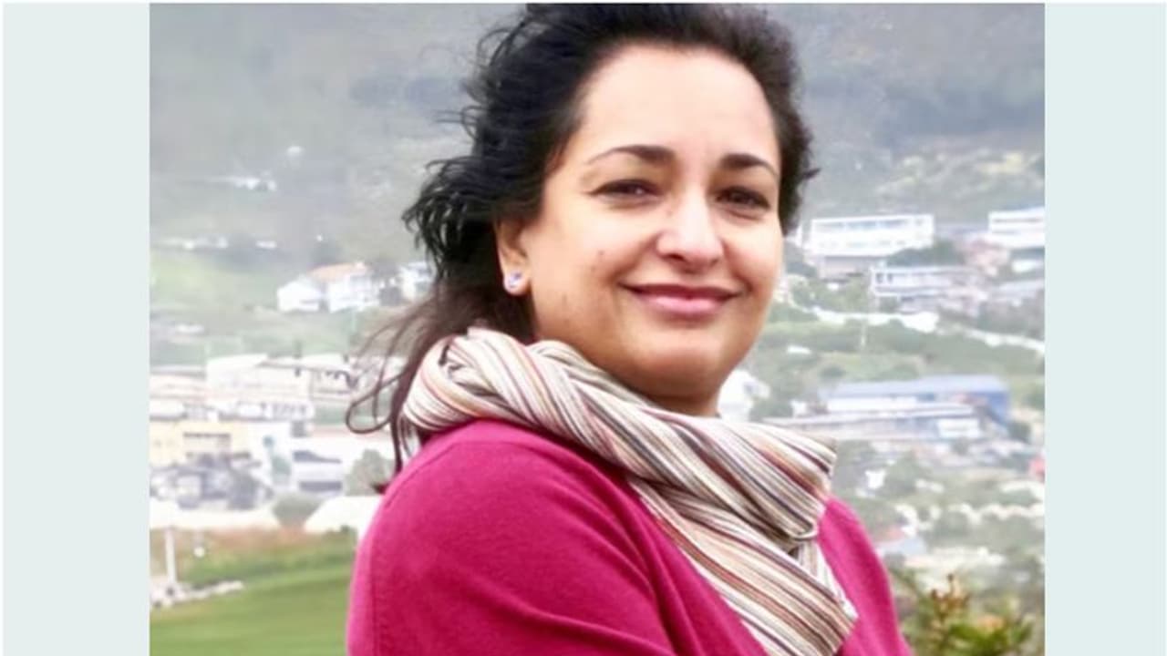 മലയാളി ഡോക്ടര് ആനി ഫിലിപ്പ് യുകെയില് നിര്യാതയായി മലയാളി ഡോക്ടര് ആനി ഫിലിപ്പ് യുകെയില് നിര്യാതയായി