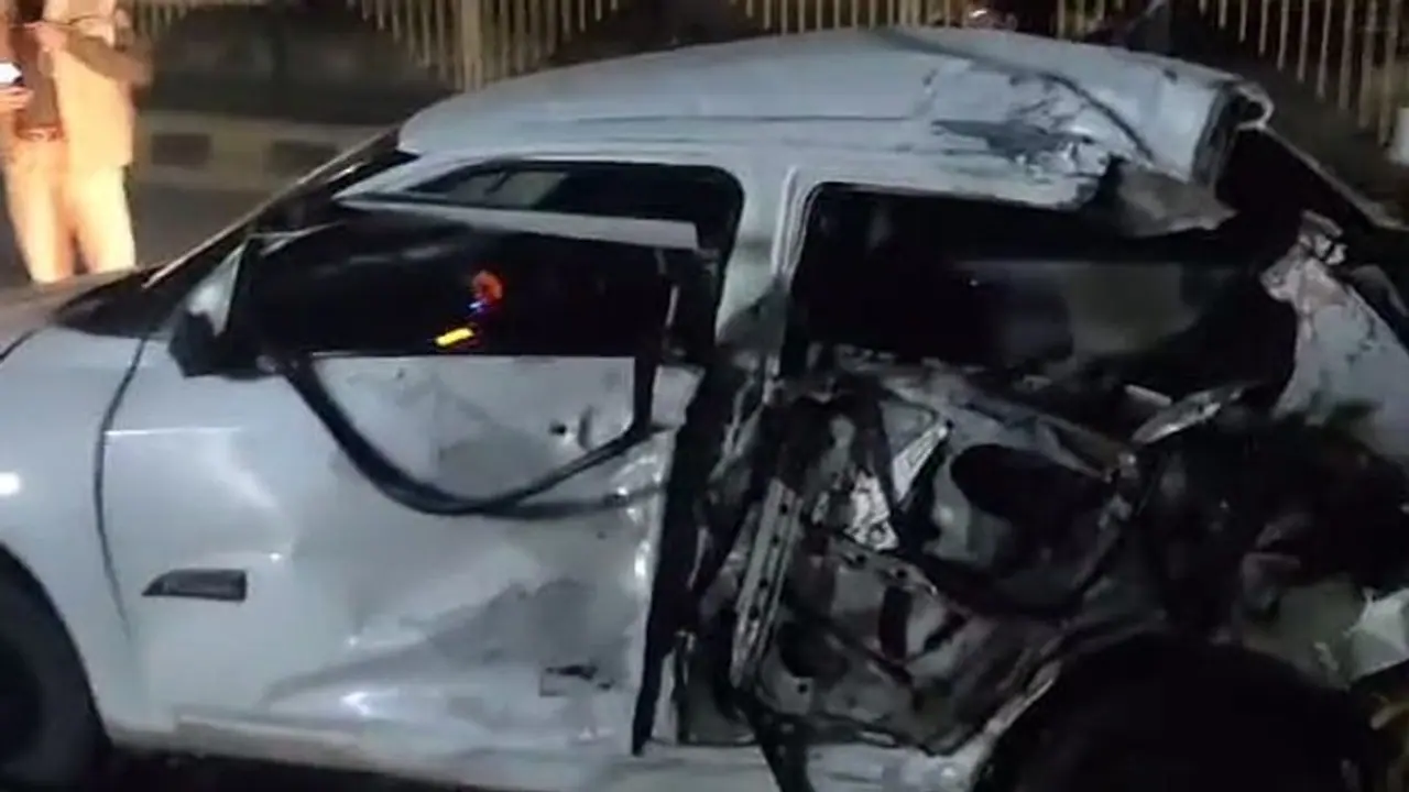 இதெல்லாம் தேவையா? மதுபோதையில் அதிவேகமாக கார் ஓட்டி இன்ஸ்டாகிராமில் ரீல்ஸ்! விபத்தில் 4 பேர் பலி! நடந்தது என்ன? இதெல்லாம் தேவையா? மதுபோதையில் அதிவேகமாக கார் ஓட்டி இன்ஸ்டாகிராமில் ரீல்ஸ்! விபத்தில் 4 பேர் பலி! நடந்தது என்ன?