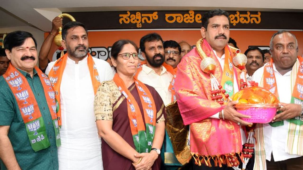 ಕಾಂಗ್ರೆಸ್ ಸರ್ಕಾರದಿಂದ ರಾಜ್ಯದ ಜನರು ಬೇಸತ್ತಿದ್ದಾರೆ : ವಿಜಯೇಂದ್ರ ಕಾಂಗ್ರೆಸ್ ಸರ್ಕಾರದಿಂದ ರಾಜ್ಯದ ಜನರು ಬೇಸತ್ತಿದ್ದಾರೆ : ವಿಜಯೇಂದ್ರ