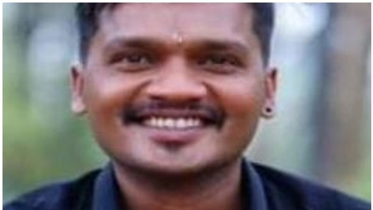 മലയാളി സൈനികൻ ജമ്മു കശ്മീരിൽ മരിച്ചു മലയാളി സൈനികൻ ജമ്മു കശ്മീരിൽ മരിച്ചു