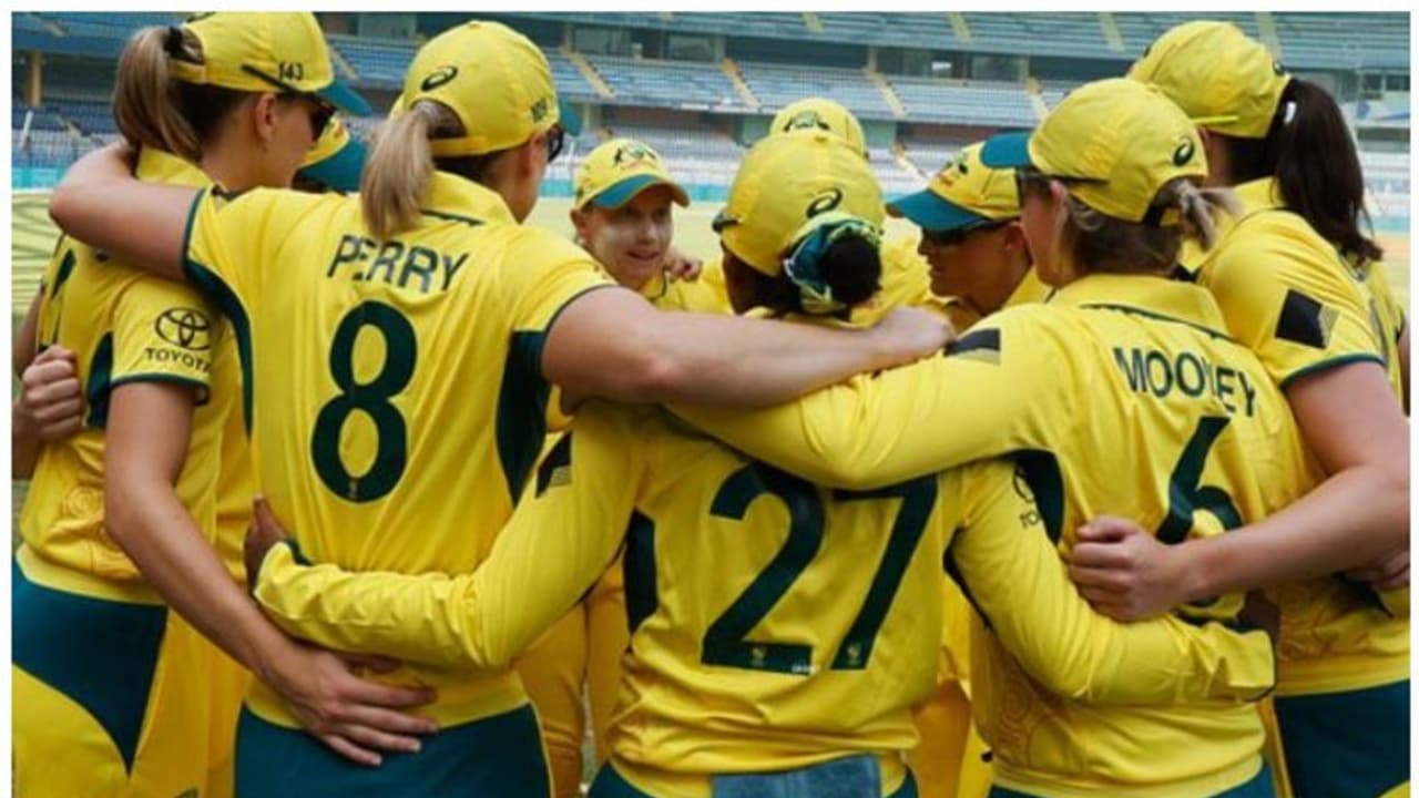 വീര്യം അൽപ്പം കുറഞ്ഞു! ആദ്യത്തെ തോൽവിക്ക് മധുര പ്രതികാരവുമായി കങ്കാരുപ്പട, എല്ലിസ് പെറി തന്നെ മിന്നും താരം വീര്യം അൽപ്പം കുറഞ്ഞു! ആദ്യത്തെ തോൽവിക്ക് മധുര പ്രതികാരവുമായി കങ്കാരുപ്പട, എല്ലിസ് പെറി തന്നെ മിന്നും താരം