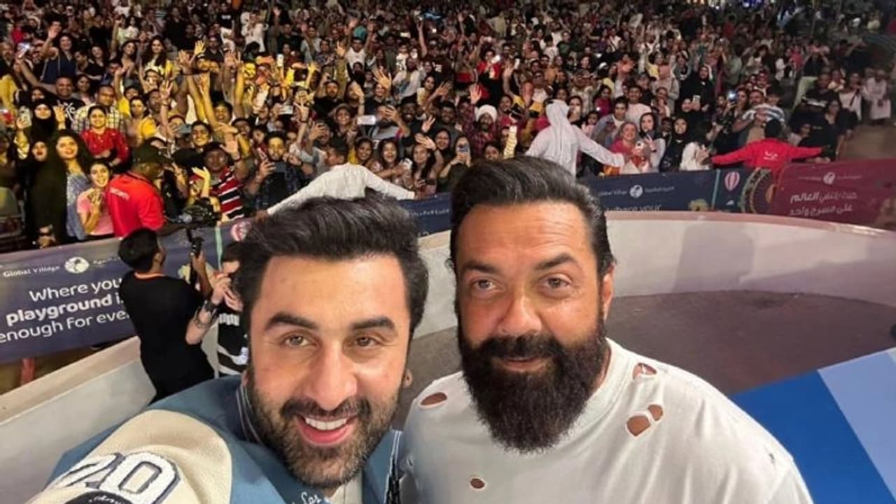 ബോളിവുഡില് പുതിയ സൂപ്പര്സ്റ്റാര്? ജനപ്രീതിയില് രണ്ബീറിന് മുന്നില് ഒരൊറ്റ താരം മാത്രം ബോളിവുഡില് പുതിയ സൂപ്പര്സ്റ്റാര്? ജനപ്രീതിയില് രണ്ബീറിന് മുന്നില് ഒരൊറ്റ താരം മാത്രം