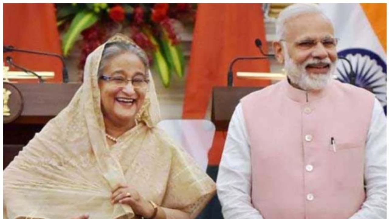  'ഇരുരാജ്യങ്ങളും തമ്മിലുള്ള ബന്ധം ദൃഢമായി തുടരും': ഷേഖ് ഹസീനയെ വിളിച്ച് അഭിനന്ദിച്ച് പ്രധാനമന്ത്രി