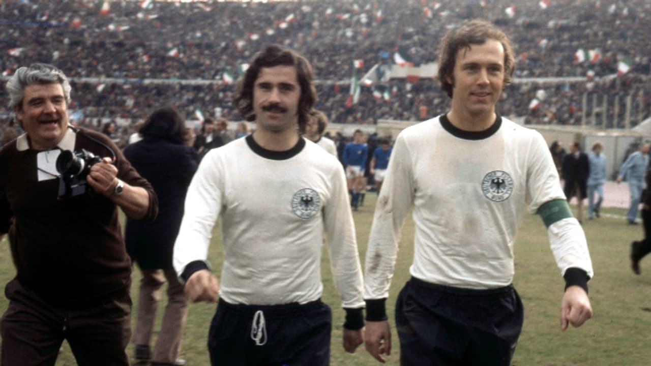 జర్మనీ ఫుట్‌బాల్ దిగ్గజం, ప్రపంచకప్ హీరో ఫ్రాంజ్ బెకెన్‌బౌర్ క‌న్నుమూత 