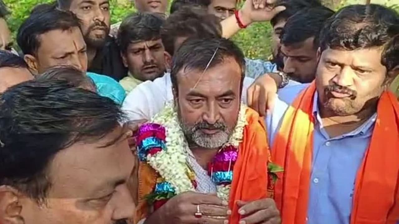 ಶ್ರೀಕಾಂತ್ ಪೂಜಾರಿಗೆ ಅಯೋಧ್ಯೆ ಶ್ರೀರಾಮ ಮಂದಿರ ಉದ್ಘಾಟನೆಗೆ ವಿಶೇಷ ಆಹ್ವಾನ? ಶ್ರೀಕಾಂತ್ ಪೂಜಾರಿಗೆ ಅಯೋಧ್ಯೆ ಶ್ರೀರಾಮ ಮಂದಿರ ಉದ್ಘಾಟನೆಗೆ ವಿಶೇಷ ಆಹ್ವಾನ?