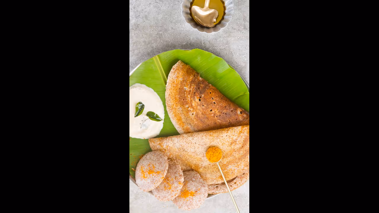 காலை டிபனுக்கு தினையில் சுவையான சத்தான தோசை சுட்டு சாப்பிடுங்க.. ரெசிபி இதோ!