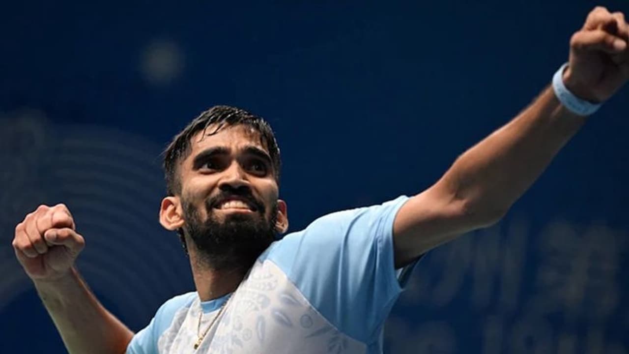 ಬ್ಯಾಡ್ಮಿಂಟನ್ ಏಷ್ಯಾ ಕೂಟ ಇಂದು ಆರಂಭ: ಲಕ್ವ ಸೇನ್, ಶ್ರೀಕಾಂತ್ ಮೇಲೆ ನಿರೀಕ್ಷೆ ಬ್ಯಾಡ್ಮಿಂಟನ್ ಏಷ್ಯಾ ಕೂಟ ಇಂದು ಆರಂಭ: ಲಕ್ವ ಸೇನ್, ಶ್ರೀಕಾಂತ್ ಮೇಲೆ ನಿರೀಕ್ಷೆ