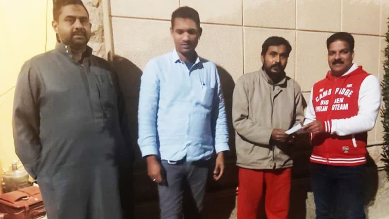 വാഹനത്തിന്റെ കേടുപാട് മലയാളി ഡ്രൈവറുടെ തലയിൽ, ശമ്പളമില്ല, ഭക്ഷണം പോലുമില്ലാതെ ജോലി, പ്രവാസി ഒടുവിൽ നാടണഞ്ഞു വാഹനത്തിന്റെ കേടുപാട് മലയാളി ഡ്രൈവറുടെ തലയിൽ, ശമ്പളമില്ല, ഭക്ഷണം പോലുമില്ലാതെ ജോലി, പ്രവാസി ഒടുവിൽ നാടണഞ്ഞു