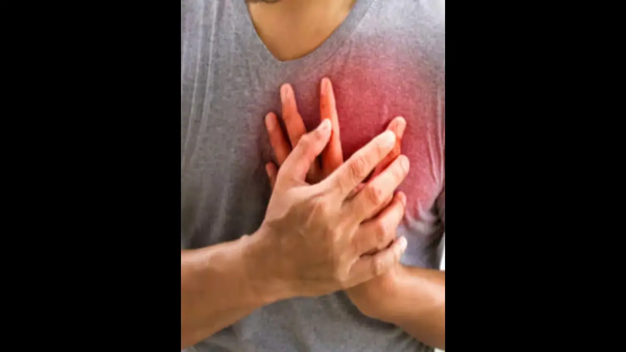 ಬೇಸಿಗೆಯಲ್ಲಿ ಹಾರ್ಟ್ಅಟ್ಯಾಕ್ ಸಾಧ್ಯತೆ ಹೆಚ್ಚು, ಹೃದಯಾಘಾತದ ಸಾಮಾನ್ಯ ಲಕ್ಷಣಗಳ ಬಗ್ಗೆ ಗೊತ್ತಿರ್ಲಿ ಬೇಸಿಗೆಯಲ್ಲಿ ಹಾರ್ಟ್ಅಟ್ಯಾಕ್ ಸಾಧ್ಯತೆ ಹೆಚ್ಚು, ಹೃದಯಾಘಾತದ ಸಾಮಾನ್ಯ ಲಕ್ಷಣಗಳ ಬಗ್ಗೆ ಗೊತ್ತಿರ್ಲಿ