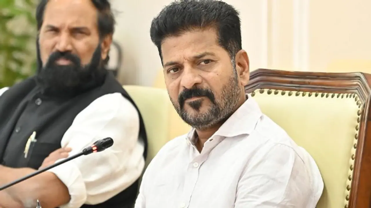 ఇలాగైతే నడవదు..: సొంత పార్టీ ఎమ్మెల్యేలకు సీఎం రేవంత్ స్వీట్ వార్నింగ్ 