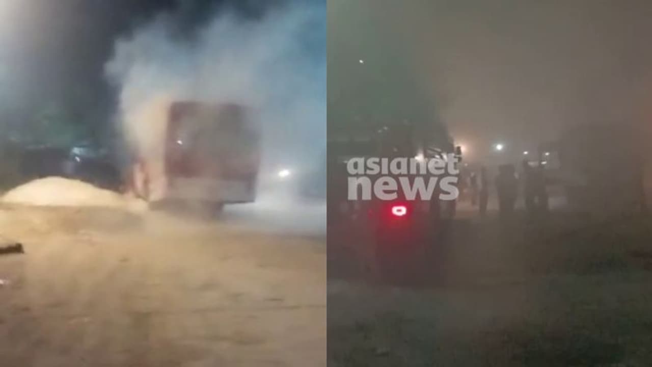 പമ്പയിൽ വീണ്ടും കെഎസ്ആർടിസി ബസ്സിന് തീപിടിച്ചു; അപകടം ഹിൽടോപ്പില്‍നിന്നും ആളുകളെ കയറ്റാൻ കൊണ്ടുവരുന്നതിനിടെ