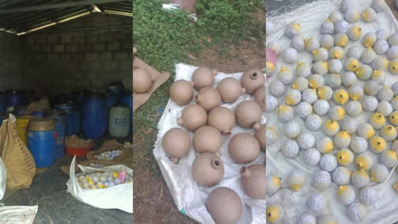 തൃശൂരിൽ പടക്ക നിർമാണശാലയിൽ റെയ്ഡ്; പൂരത്തിനായി സൂക്ഷിച്ച വെടിമരുന്നും പടക്കങ്ങളും പിടിച്ചെടുത്തു, അറസ്റ്റ് തൃശൂരിൽ പടക്ക നിർമാണശാലയിൽ റെയ്ഡ്; പൂരത്തിനായി സൂക്ഷിച്ച വെടിമരുന്നും പടക്കങ്ങളും പിടിച്ചെടുത്തു, അറസ്റ്റ്