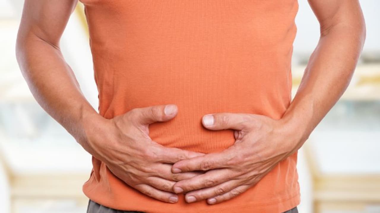 എപ്പോഴും വയറ് വീർത്തിരിക്കുക, നെഞ്ചെരിച്ചിൽ; ഈ ക്യാന്സറിന്റെ ലക്ഷണമാകാം... എപ്പോഴും വയറ് വീർത്തിരിക്കുക, നെഞ്ചെരിച്ചിൽ; ഈ ക്യാന്സറിന്റെ ലക്ഷണമാകാം...