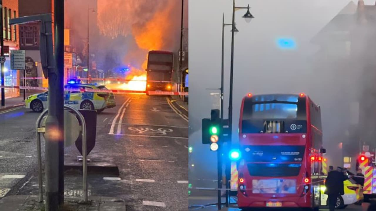 അതിരാവിലെ തിരക്കേറിയ റോഡിൽ അഗ്നി പടർന്ന് പൊട്ടിത്തെറിച്ച് ഡബിൾ ഡക്കർ ബസ് അതിരാവിലെ തിരക്കേറിയ റോഡിൽ അഗ്നി പടർന്ന് പൊട്ടിത്തെറിച്ച് ഡബിൾ ഡക്കർ ബസ്