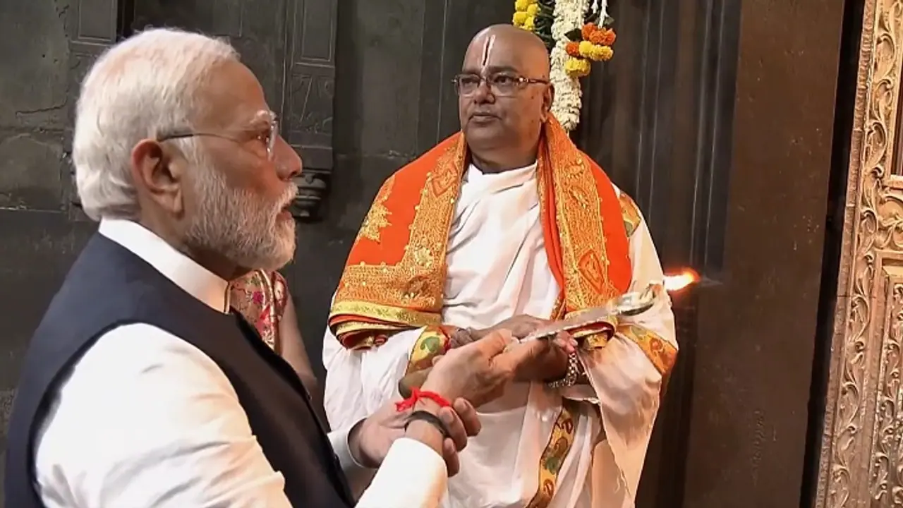 Narendra Modi in Kalaram Temple photo