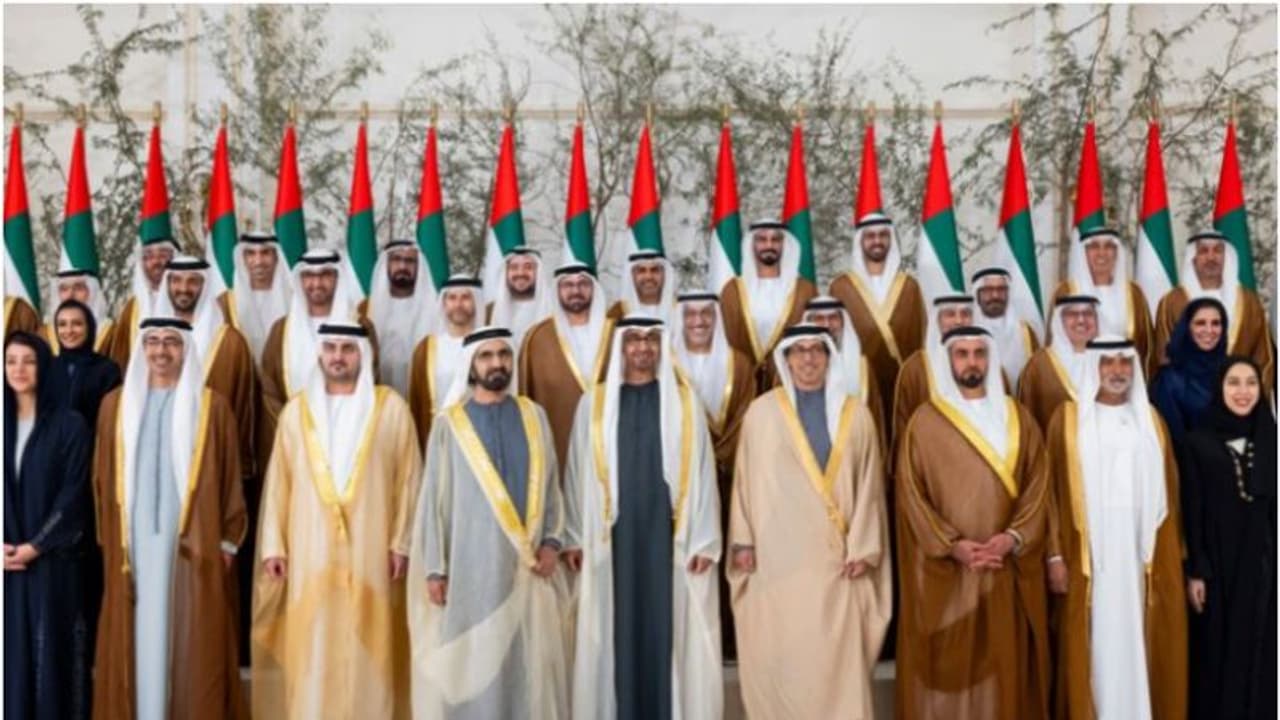 യുഎഇയില്‍ പുതിയ മന്ത്രിമാര്‍ അധികാരമേറ്റു; യുവജന മന്ത്രിയായി സുല്‍ത്താന്‍ അല്‍ നെയാദി 