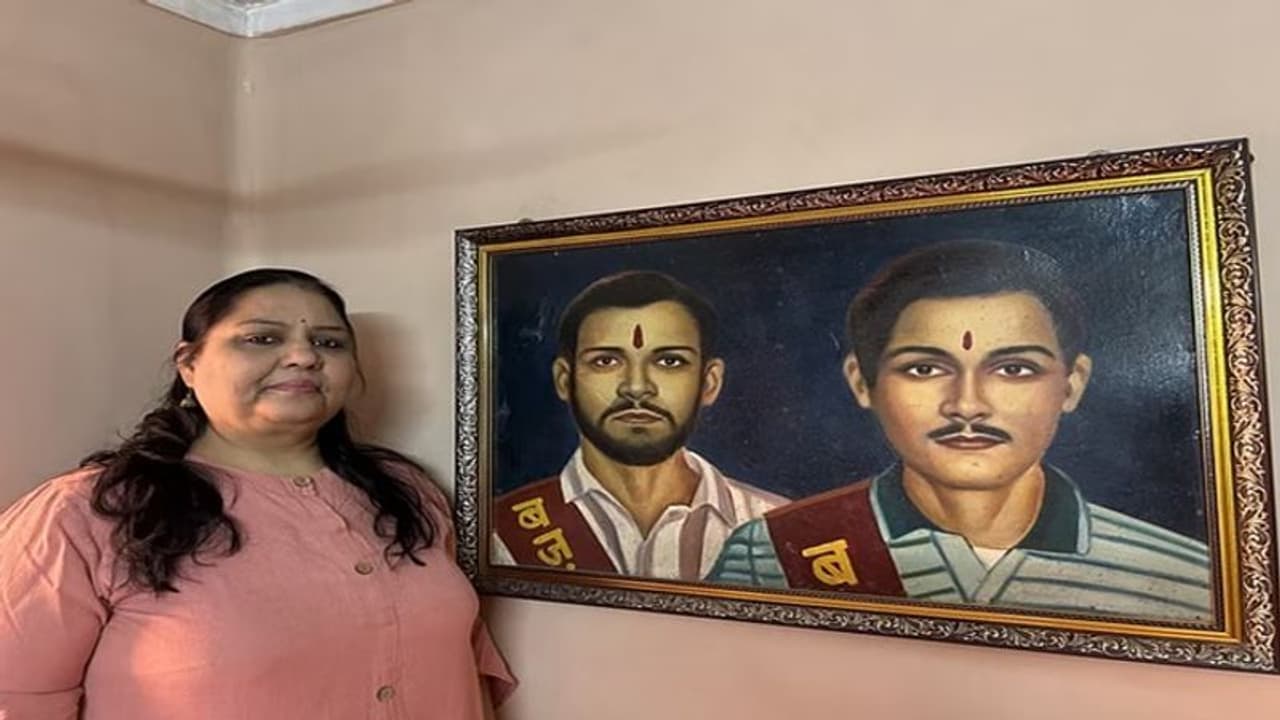 யார் இந்த கோத்தாரி சகோதரர்கள்? எதற்காக அவர்களது சகோதரிக்கு ராமர் கோயில் கும்பாபிஷேகத்துக்கு அழைப்பு? யார் இந்த கோத்தாரி சகோதரர்கள்? எதற்காக அவர்களது சகோதரிக்கு ராமர் கோயில் கும்பாபிஷேகத்துக்கு அழைப்பு?