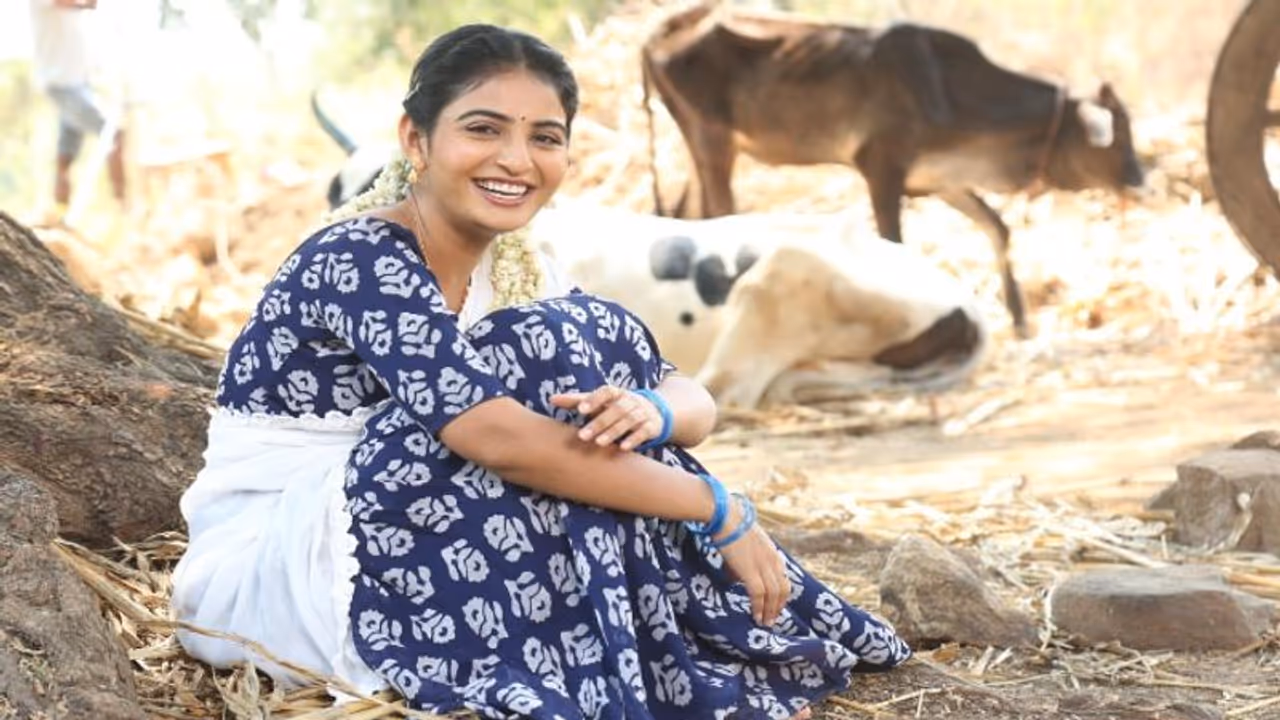 అనన్య నాగళ్ల కోసం అనసూయ, పాయల్.. `తంత్ర` మొదటి పాట విడుదల..ఎలా ఉందంటే? అనన్య నాగళ్ల కోసం అనసూయ, పాయల్.. `తంత్ర` మొదటి పాట విడుదల..ఎలా ఉందంటే?