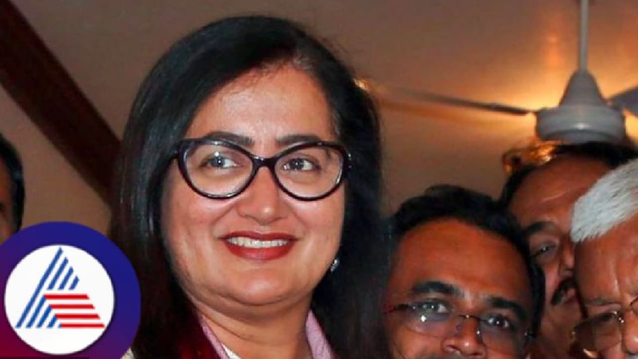 ಮಂಡ್ಯ ಲೋಕಸಭೆ ಜೆಡಿಎಸ್ ಪಾಲು? ಬಿಜೆಪಿ ನಿರ್ಧಾರಕ್ಕೆ ಸುಮಲತಾ ಕಂಗಾಲು!