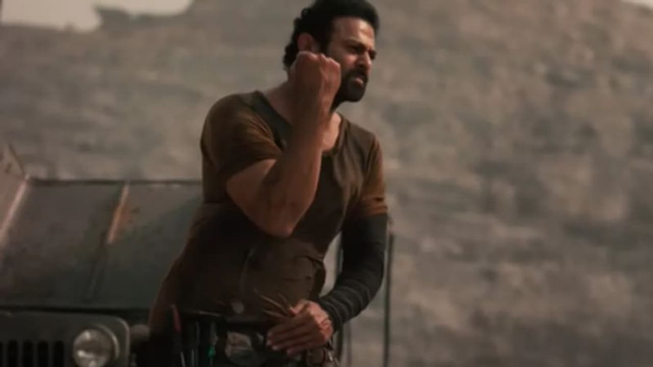 സലാറിന് ‘ഫിലിം ഓഫ് ദി ഇയര് പുരസ്കാരം’ സലാറിന് ‘ഫിലിം ഓഫ് ദി ഇയര് പുരസ്കാരം’