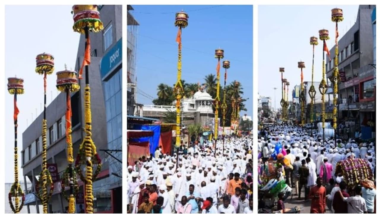 ವಿಜಯಪುರದಲ್ಲಿ ಅದ್ದೂರಿ ಸಂಕ್ರಾಂತಿ, ಇಲ್ಲಿ ನಂದಿಧ್ವಜಗಳಿಗೆ ಬಾಸಿಂಗ ಕಟ್ಟಿದ್ರೆ ಮದುಯಾಗದೆ ಇರೋರ ಮ್ಯಾರೇಜ್ ಪಕ್ಕಾ! ವಿಜಯಪುರದಲ್ಲಿ ಅದ್ದೂರಿ ಸಂಕ್ರಾಂತಿ, ಇಲ್ಲಿ ನಂದಿಧ್ವಜಗಳಿಗೆ ಬಾಸಿಂಗ ಕಟ್ಟಿದ್ರೆ ಮದುಯಾಗದೆ ಇರೋರ ಮ್ಯಾರೇಜ್ ಪಕ್ಕಾ!