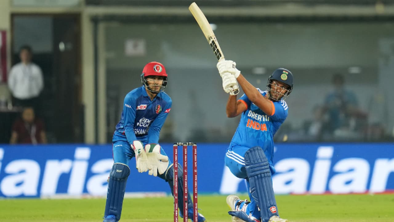 Shivam Dube: "ఆ ఘనత మహీ భాయ్ కే.. ఆ విషయంలో తననే ఫాలో అవుతున్నా"