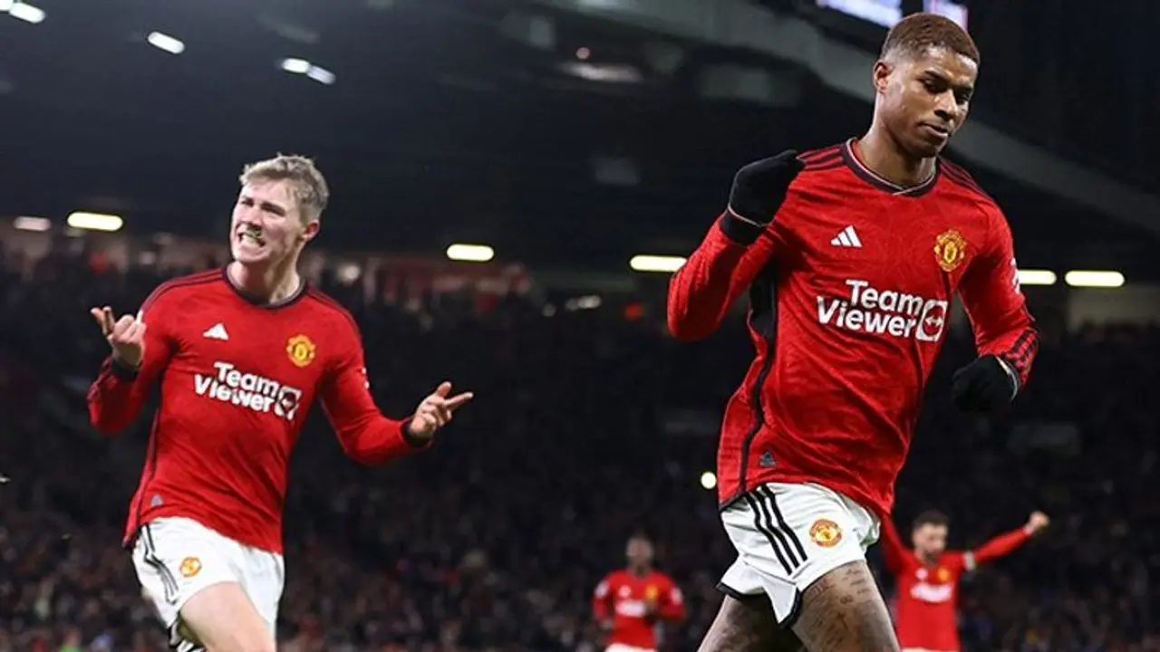 Erik ten Hag eyes progress from strikers Hojlund and Rashford after 2 2 draw against Tottenham Erik ten Hag eyes progress from strikers Hojlund and Rashford after 2 2 draw against Tottenham