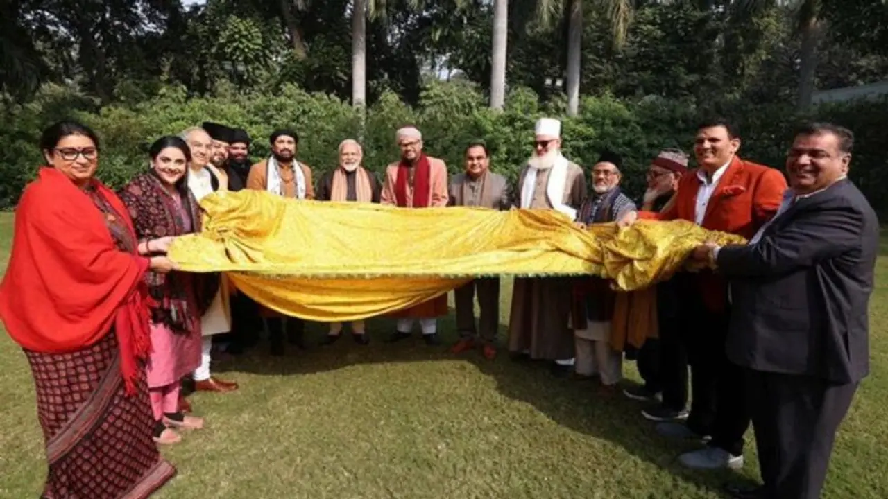 ಅಜ್ಮೀರ್‌ ದರ್ಗಾಗೆ ಚಾದರ್‌ ಅರ್ಪಿಸಿದ ಪ್ರಧಾನಿ ನರೇಂದ್ರ ಮೋದಿ!