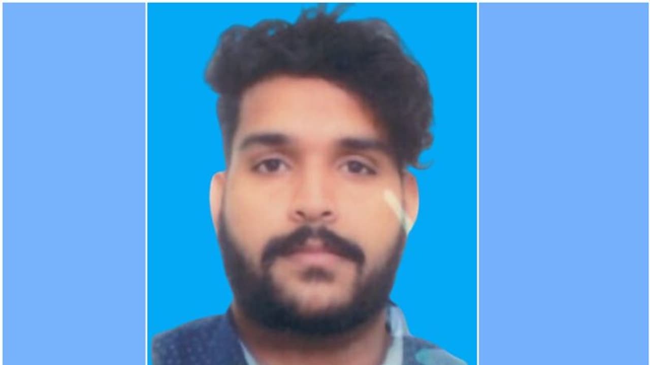 പ്രവാസി മലയാളി യുവാവ് വാഹനാപകടത്തില് മരിച്ചു പ്രവാസി മലയാളി യുവാവ് വാഹനാപകടത്തില് മരിച്ചു