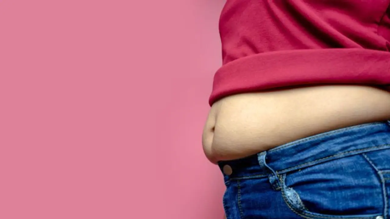 അടിവയറ്റിലെ കൊഴുപ്പിനെ പുറംതള്ളാന് കഴിക്കാം ഈ നാല് പഴങ്ങള്... അടിവയറ്റിലെ കൊഴുപ്പിനെ പുറംതള്ളാന് കഴിക്കാം ഈ നാല് പഴങ്ങള്...