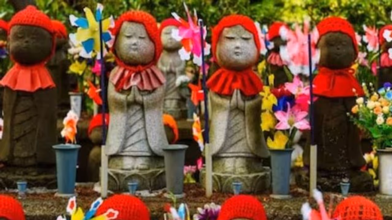 ജനിക്കാതെപോയ കുഞ്ഞുങ്ങളോട് മാപ്പ് പറയാം, മാതാപിതാക്കൾക്ക് വേദന മറികടക്കാം; വ്യത്യസ്തമായ ആചാരം