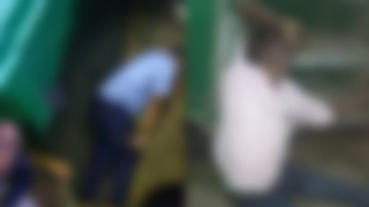 ബസ് വൈദ്യുതി പോസ്റ്റിലിടിച്ചു, ഷോക്കേറ്റ് ഡ്രൈവര്ക്കും യാത്രക്കാരനും ദാരുണാന്ത്യം ബസ് വൈദ്യുതി പോസ്റ്റിലിടിച്ചു, ഷോക്കേറ്റ് ഡ്രൈവര്ക്കും യാത്രക്കാരനും ദാരുണാന്ത്യം