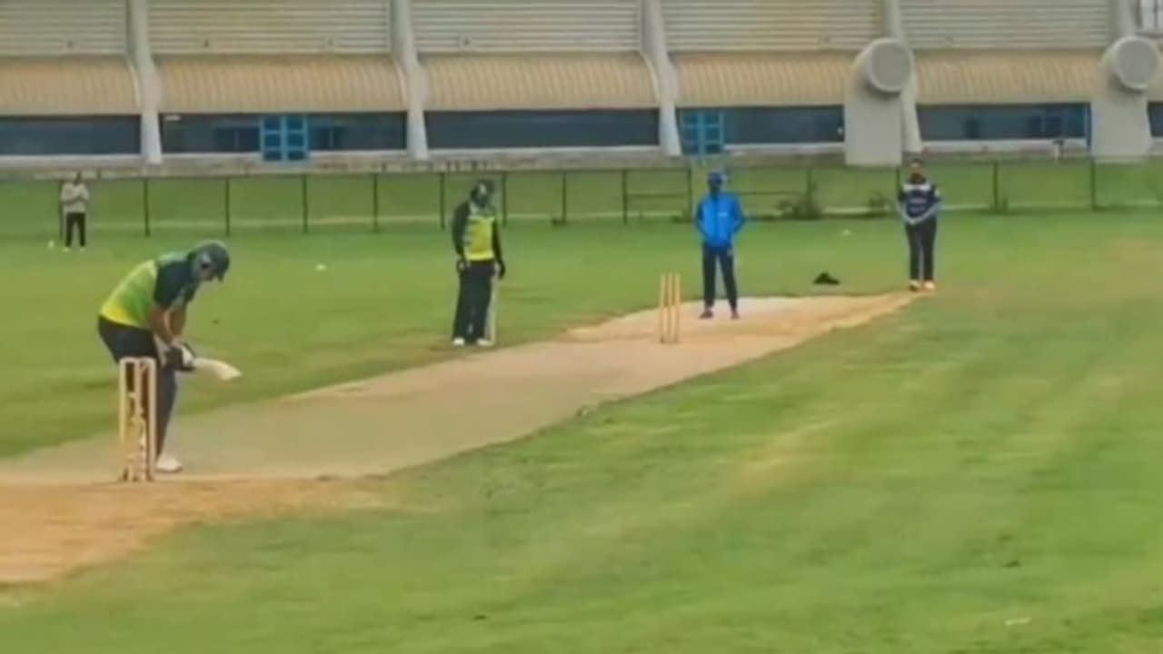 ടി20 ലോകകപ്പില് ഇവിടെയാണോ ഇന്ത്യ പാക് പോരാട്ടം, അമേരിക്കയിലെ ലോകകപ്പ് വേദിയുടെ അവസ്ഥ കണ്ട് ഞെട്ടി ആരാധകര് ടി20 ലോകകപ്പില് ഇവിടെയാണോ ഇന്ത്യ പാക് പോരാട്ടം, അമേരിക്കയിലെ ലോകകപ്പ് വേദിയുടെ അവസ്ഥ കണ്ട് ഞെട്ടി ആരാധകര്