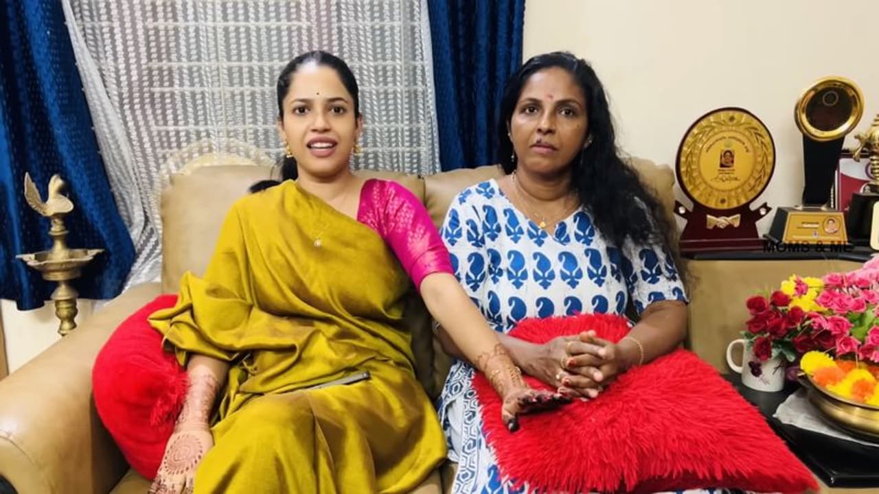 'പക്വത വന്നിട്ടില്ല, വിവാഹം 2030 ൽ നടത്തും'; ചോദ്യത്തിന് മറുപടിയുമായി അമൃതയുടെ അമ്മ 'പക്വത വന്നിട്ടില്ല, വിവാഹം 2030 ൽ നടത്തും'; ചോദ്യത്തിന് മറുപടിയുമായി അമൃതയുടെ അമ്മ