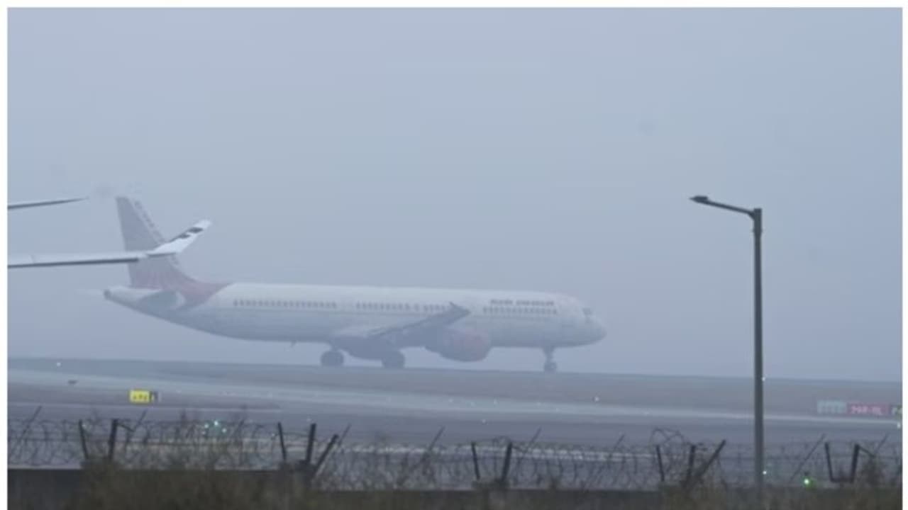 വായുമലിനീകരണ തോത് കുറഞ്ഞു ; നിയന്ത്രണങ്ങൾ പിൻവലിക്കാൻ അനുമതി നൽകി സുപ്രീം കോടതി 