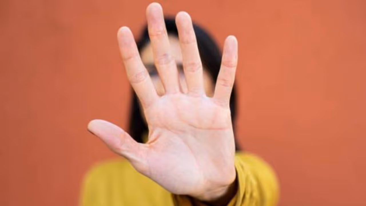 രണ്ട് വിരൽ പരിശോധന, അതിജീവിതയ്ക്ക് ഡോക്ടര്മാര് 5 ലക്ഷം നഷ്ടപരിഹാരം നൽകണമെന്ന് കോടതി രണ്ട് വിരൽ പരിശോധന, അതിജീവിതയ്ക്ക് ഡോക്ടര്മാര് 5 ലക്ഷം നഷ്ടപരിഹാരം നൽകണമെന്ന് കോടതി