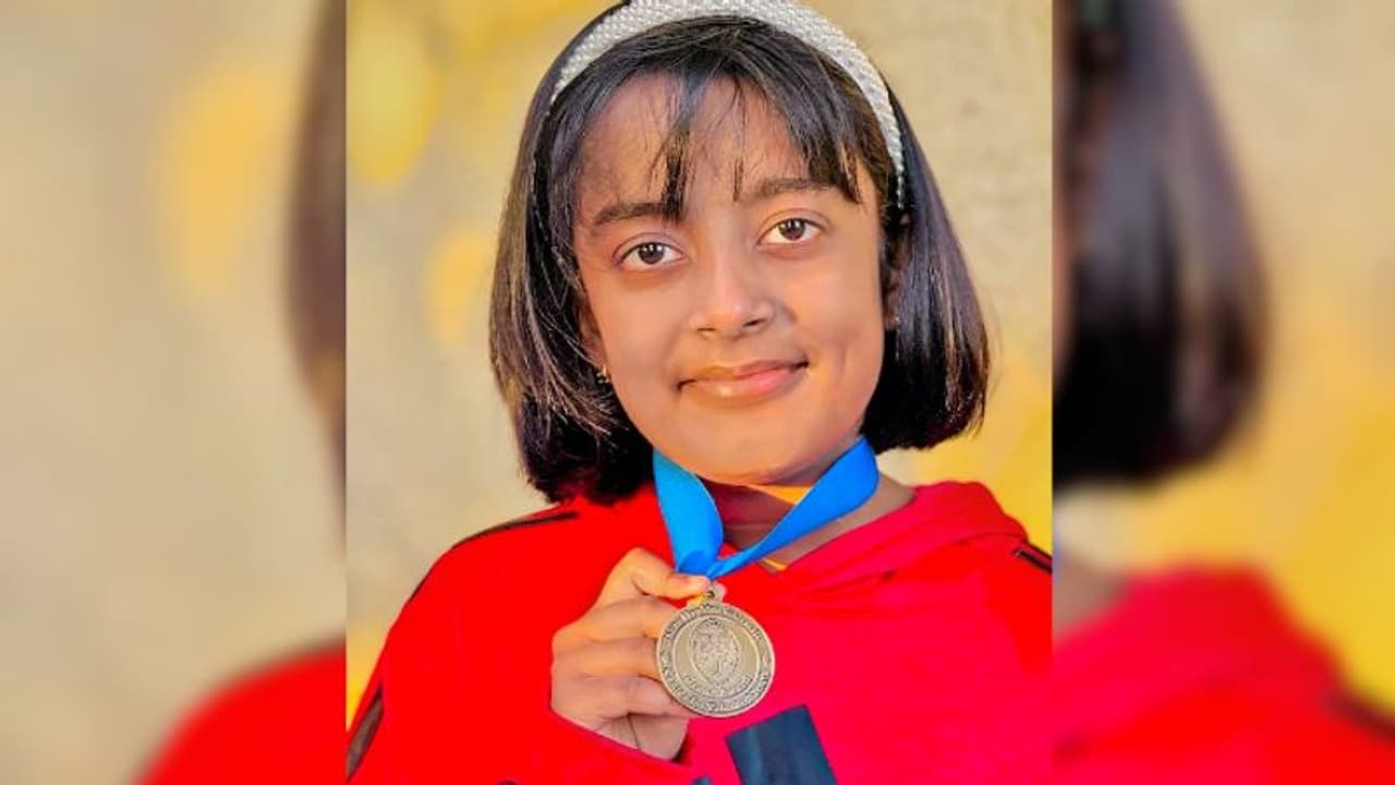 ലോകത്തിലെ 'ഏറ്റവും മികച്ച വിദ്യാർഥി'കളുടെ പട്ടികയിൽ ഇന്ത്യൻ വംശജയായ 9 വയസ്സുകാരിയും, അഭിമാന നേട്ടം! 