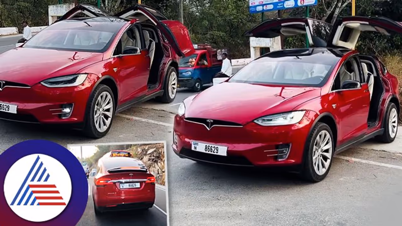 ಮೈಸೂರು ಚಾಮುಂಡಿ ಬೆಟ್ಟದಲ್ಲಿ ಕಾಣಿಸಿಕೊಂಡ ಟೆಸ್ಲಾ ಕಾರು ನೋಡಲು ಮುಗಿಬಿದ್ದ ಜನ!