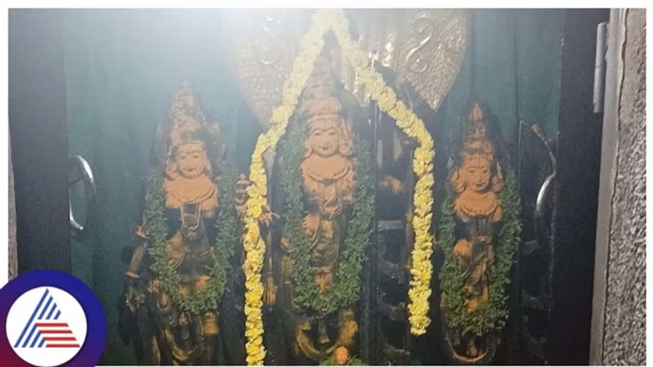 ಅಯೋಧ್ಯೆಯಲ್ಲಿ ಶ್ರೀರಾಮನ ಪ್ರಾಣ ಪ್ರತಿಷ್ಠಾಪನೆ, ಹಿರೇಮಗಳೂರಿನ ಕೋದಂಡ ರಾಮ ಸ್ವಾಮಿ ದೇಗುಲ ಶುಚಿ ಕಾರ್ಯ ಅಯೋಧ್ಯೆಯಲ್ಲಿ ಶ್ರೀರಾಮನ ಪ್ರಾಣ ಪ್ರತಿಷ್ಠಾಪನೆ, ಹಿರೇಮಗಳೂರಿನ ಕೋದಂಡ ರಾಮ ಸ್ವಾಮಿ ದೇಗುಲ ಶುಚಿ ಕಾರ್ಯ